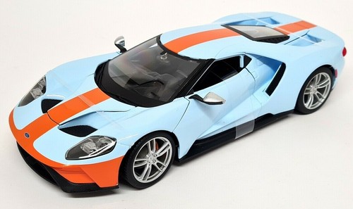 Maisto 1/18 Ford GT 2017 Supercar Blue Gulf Racing - Diecast Model Car - Picture 3 of 5