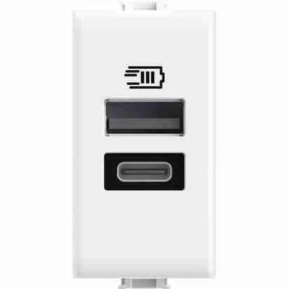 Presa USB Sicura BTicino AM4191AC Matix | Ricarica per tutta la Famiglia