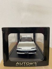 AUTOart Millennium 1/18 Nissan Skyline RS-TURBO DR30 White Used