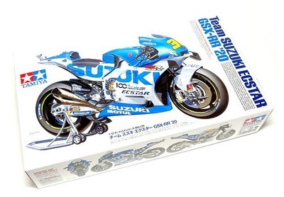 TAMIYA 14139 Motorcycle Model 1/12 Team SUZUKI ECSTAR GSX-RR