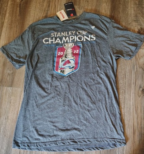 Camiseta Colorado Avalanche Stanley Cup Champions 2022 Fanáticos Gris Etiquetas Nuevas - Imagen 2 de 3