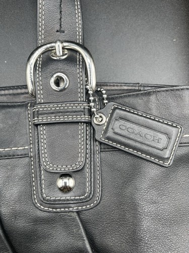 Cartera Coach Hampton Soho Plisada Cuero Negro Mango DBL Cierre de Cremallera F13732 - Imagen 2 de 15