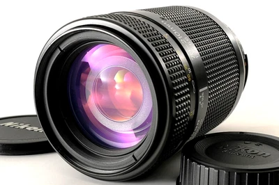 [FAST NEUWERTIG] Nikon AF NIKKOR 70-210mm f/4-5.6 Zoomobjektiv mit Kappen getestet aus Japan - Bild 1 von 4