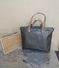 Borsa Michael Kors colore grigio