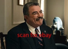 Magnum PI - Tom Selleck - Exclusive PHOTO 8x10 Rare FOTO 30527