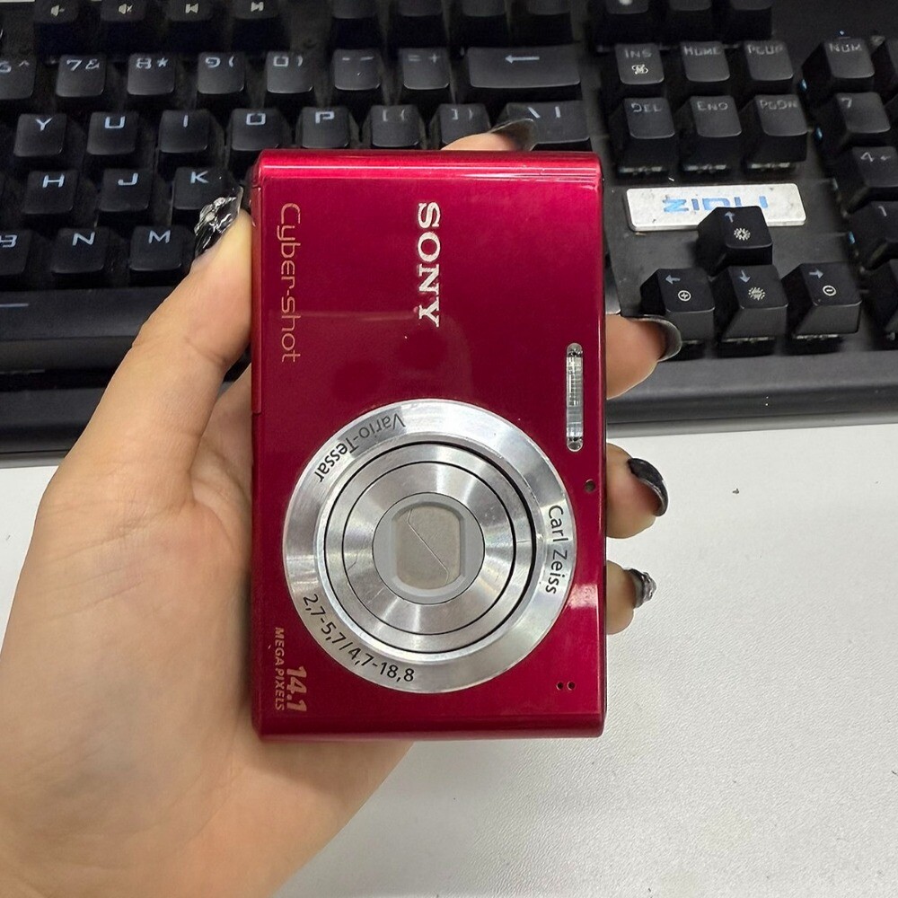 SONY Cyber-Shot DSC-W330 Digital Camera 3 in CMOS Sensor with
