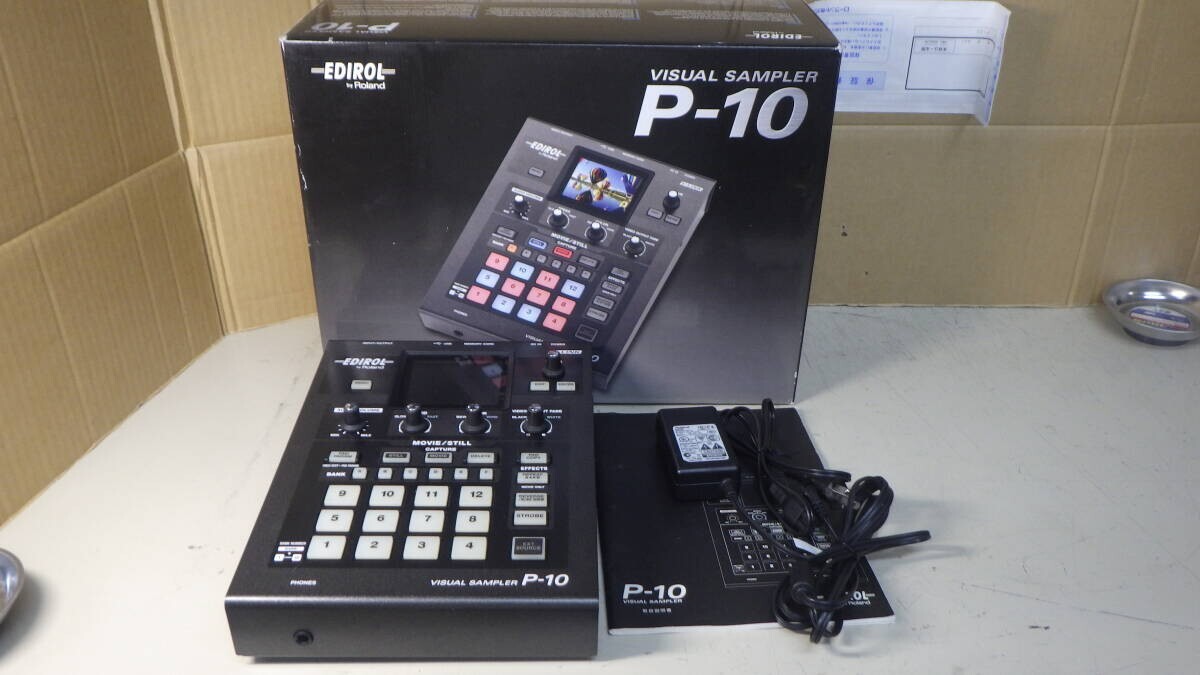 【希少】Roland EDIROL P-10 Visual Sampler Roland P-10 Visual Sampler Video Presenter w/ SD Card Slot