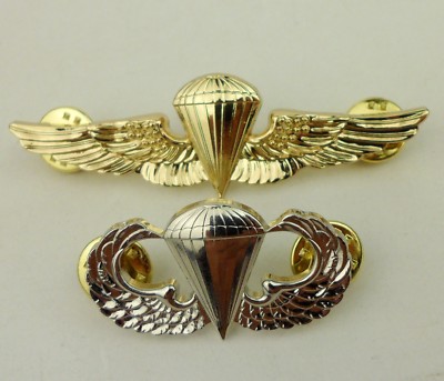 TWO DEGREES US NAVY PARACHUTIST BADGE US BASIC PARACHUTIST BADGE