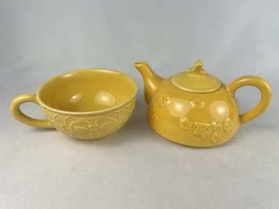 Cracker Barrel Ceramic Tea For One Bee Themed Sett Beekeepers Honey