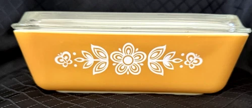 Vintage Pyrex Gold Butterfly Refrigerator Dish 0503 Ridged Glass Lid 1  1/2qt