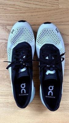 Size 9 - ON Cloud X 3 White Black W