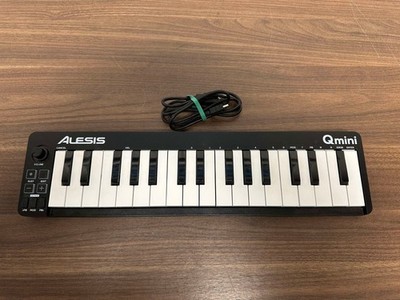 ALESIS Qmini MIDIキーボード Qmini-PDP-800x500-2.png