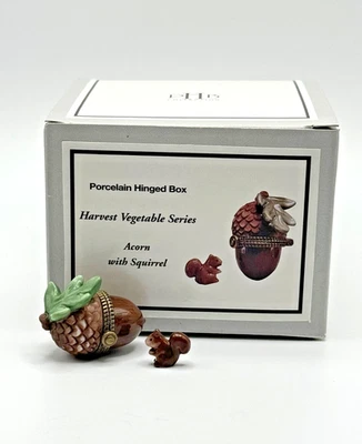 MIDWEST OF CANNON FALLS PHB Porcelain Hinged Acorn Nut With Squirrel Trinket Harvest Vegetable 35798 New