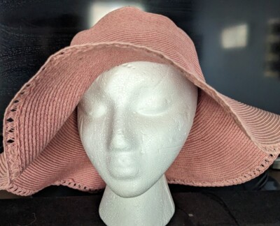 Arden B Pink Straw Floppy Sun Hat Arden B | Accessories | Arden B Pink Straw Floppy Sun Hat  main image 3