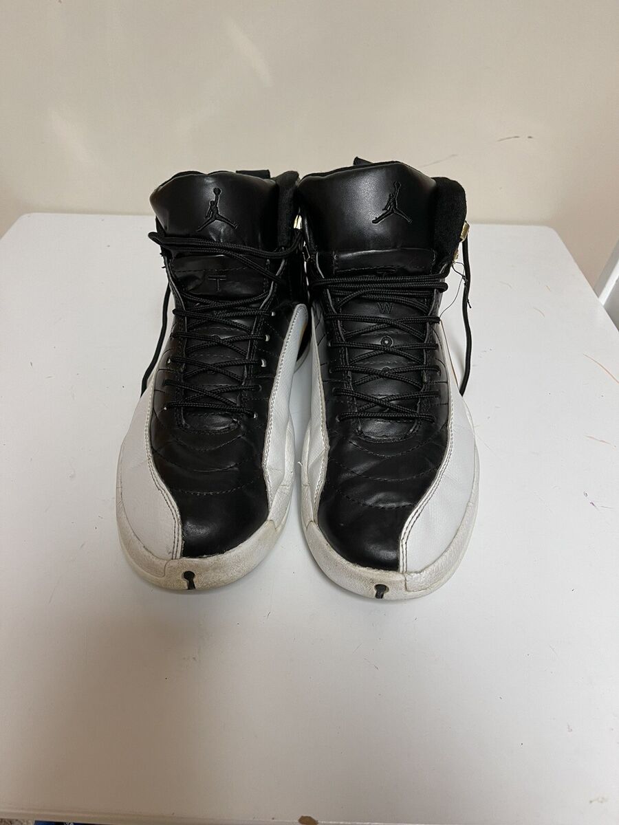 2001 Vintage Mens Nike Air Jordan 12 Black White Gold 130690 2001 Vintage Mens Nike Air Jordan 12 Black White Gold 130690