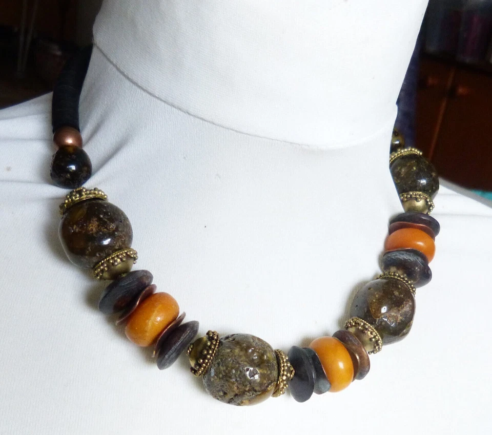 Enorme collar de cuentas de bola de ámbar báltico verdoso, diseño Beadart-Austria, único Foto 2 de 4