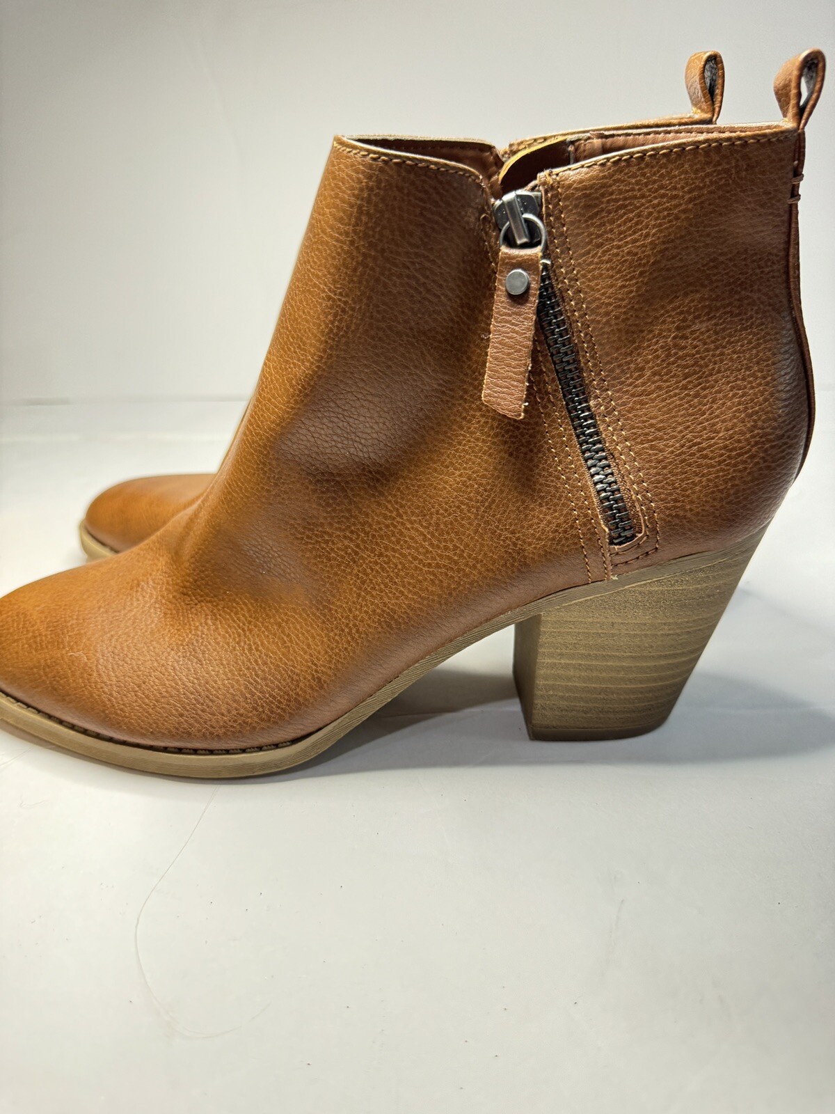 Universal Thread Two Side Zip Ankle Boots Color T… - image 1