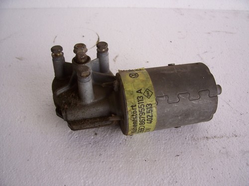 VW Polo 2 Steilheck Typ 86C : Wischermotor vorne 867955113A Scheibenwischermotor