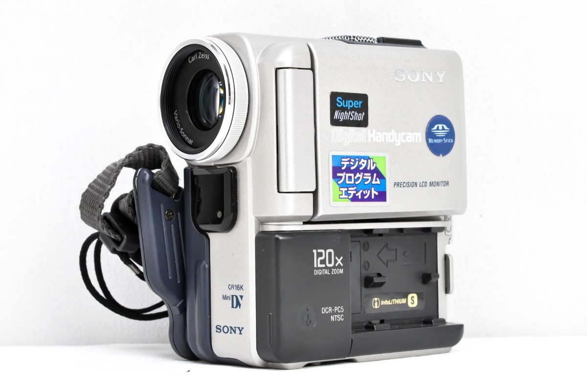 Mint Sony Handycam DCR-PC5 Mini DV Camcorder Nightshot Carl Zeiss