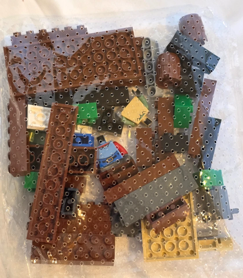 Lego 3825 Sponge Bob: Krusty Krab, NEW, Complete Manufacture Sealed bags - Image 4 of 4