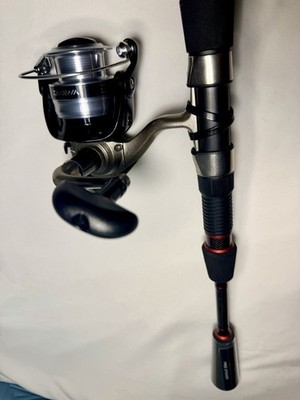 1pc Daiwa Laguna 6' Spinning Rod Combo W/ Daiwa Strikeforce 2500B