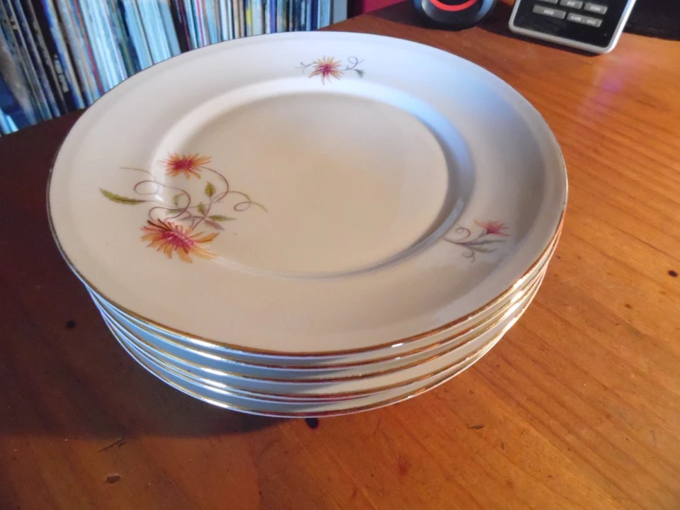 12 Stück zum Aussuchen   DDR VEB Weisswasser Goldrand Blumen 41 - Bild 4 von 4