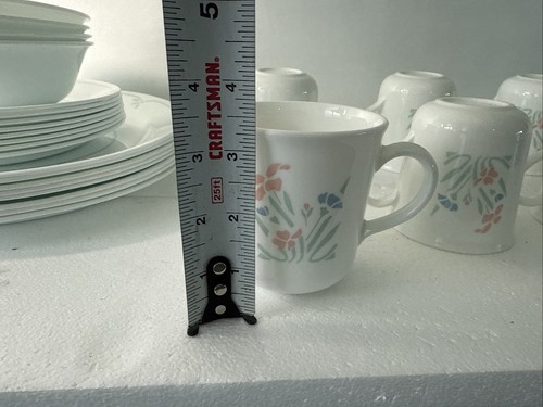 28 Piece Corning Corelle STENCIL GARDEN 8 Dinner 8 Salad Plates 8 Cups 4 Bowls - Picture 7 of 22