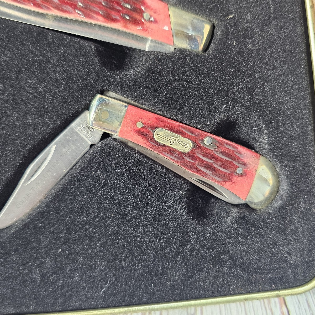 ✨超美品✨ CUTTER&BUCK 限定モデル ベッティ(*´-｀*)ゞ BUCK LIMITED EDITION 372 Muskrat & 380 Mini Trapper Jigged Red