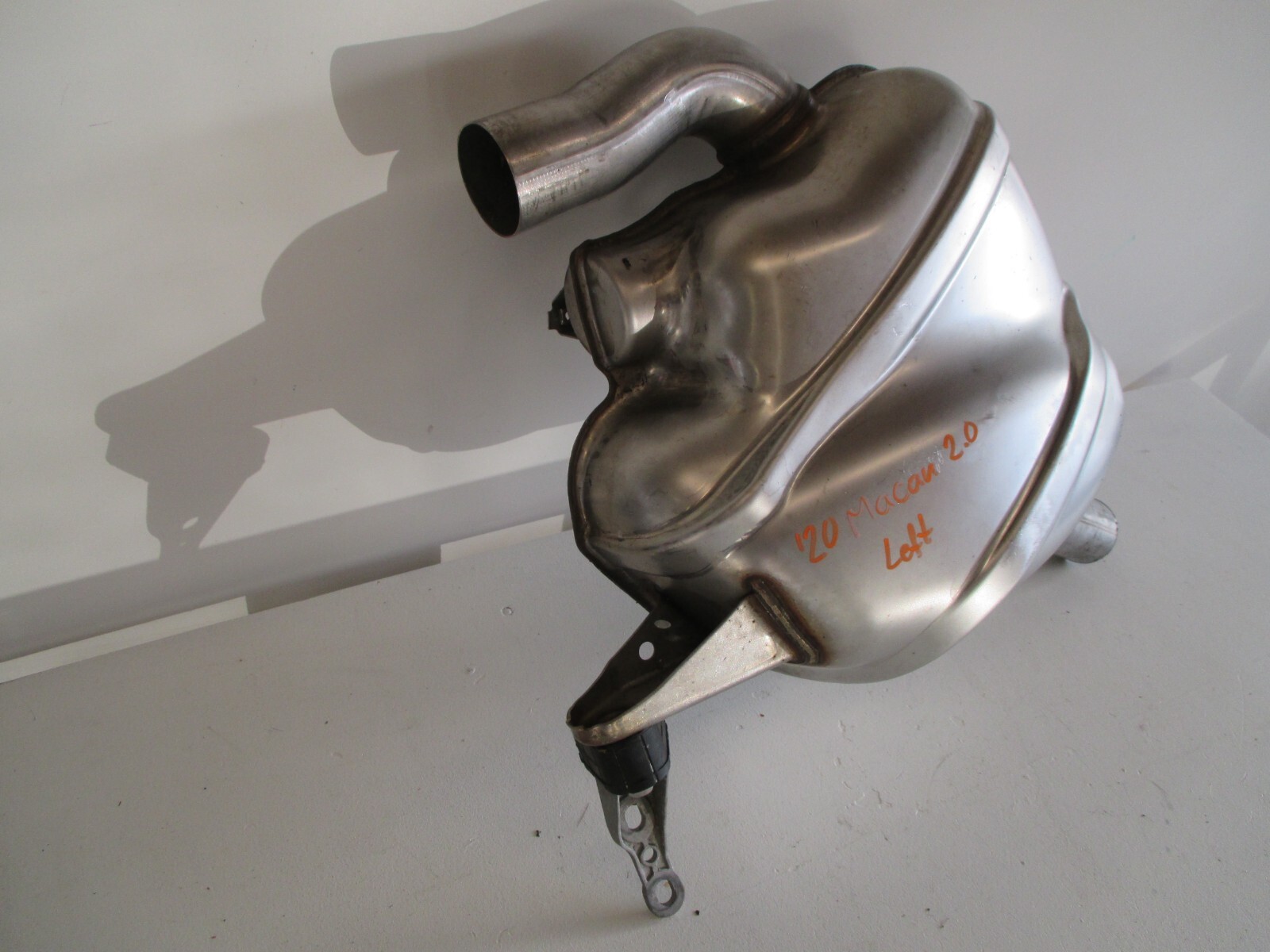 2017-2021 PORSCHE MACAN 2.0L Left side Muffler OEM 95B253611 SAN 