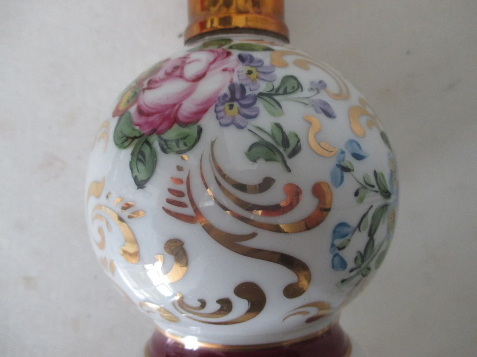 LAMPE BERGER ANCIENNE. DÉCOR MAIN . SIGNÉE. - Photo 2/4