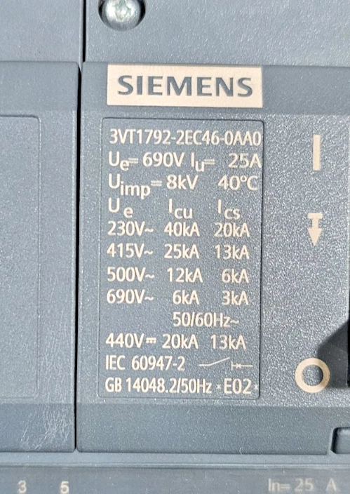 SIEMENS 3VT1 3VT1792-2EC46-0AA0 CIRCUIT BREAKER 25A 4P 20KA 690V NEW-OPEN BOX - Image 2 of 4