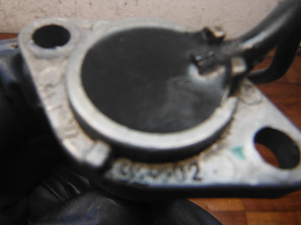 yamaha 06-12 fjr1300a 06-09 fjr1300ae OIL LEVEL GAUGE SENSOR 3P6-85720-00-00 - Image 4 of 4