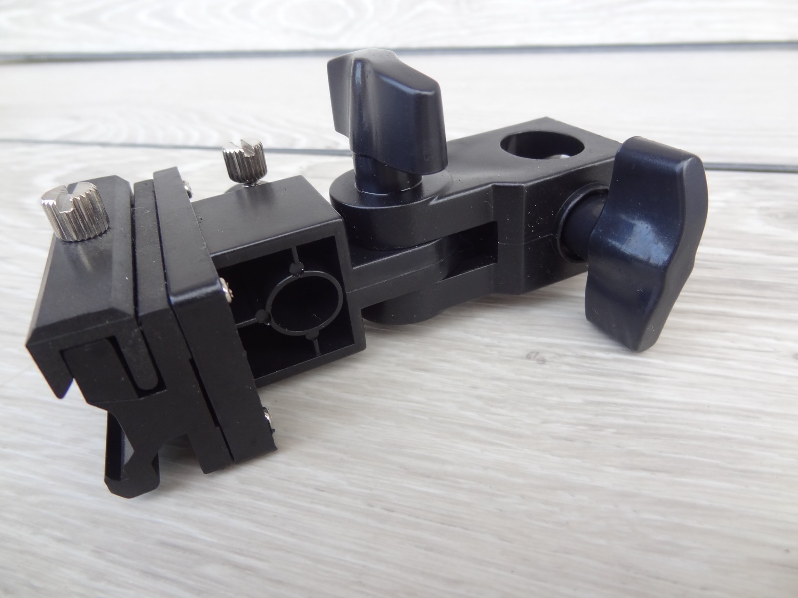 Adjustable Light Stand Adapter w/ Umbrella Holder Versatile Flash Light Bracket