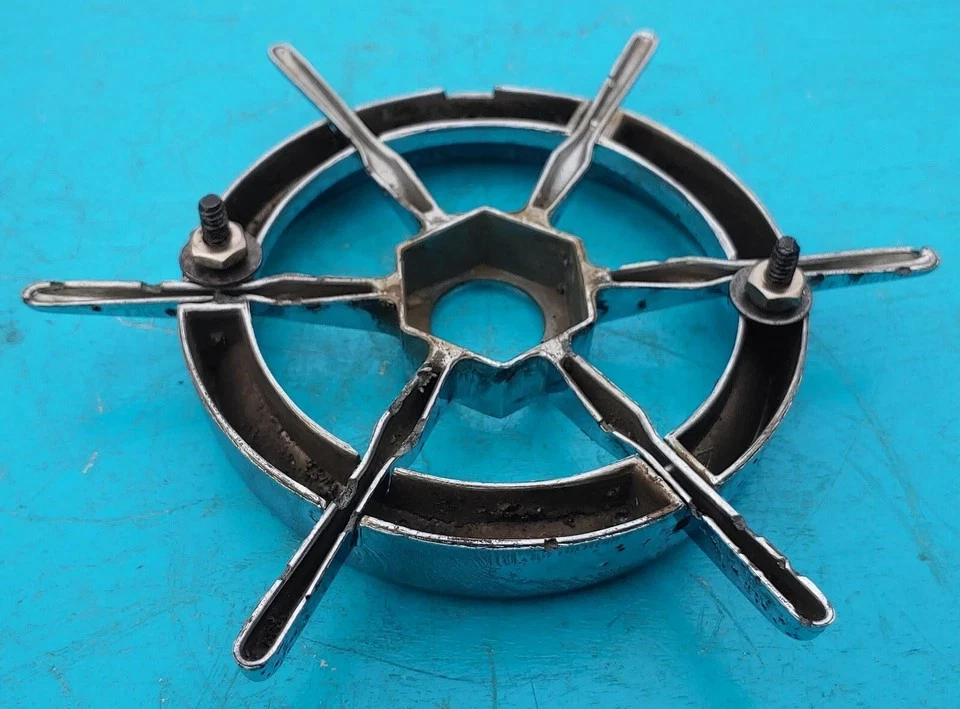 1955 1956 Packard Clipper Trunk Emblem Ship Wheel Trunk Key All Original Rare - Imagem 2 de 4
