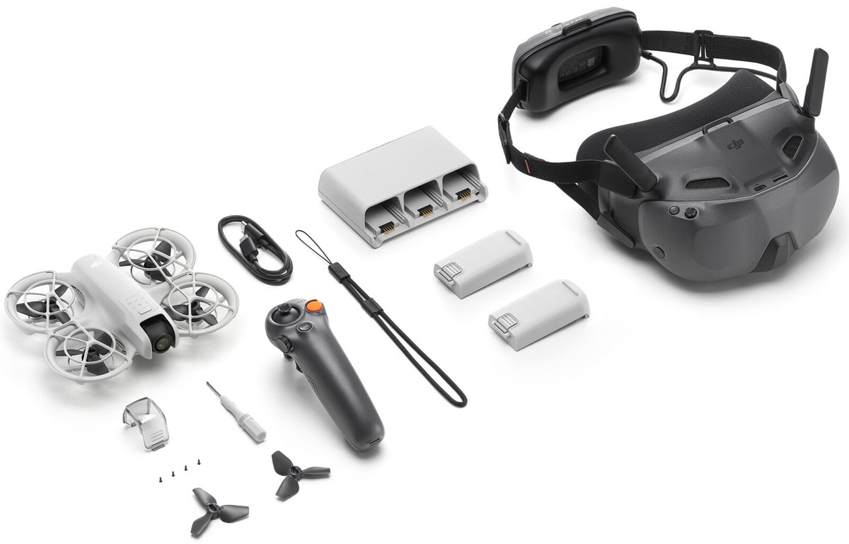 ホビーラジコン Mavic 2 pro + Fly more kit+ DJI Goggles Amazon.com: DJI Mavic 2 Fly More Kit for Mavic 2 PRO & Mavic