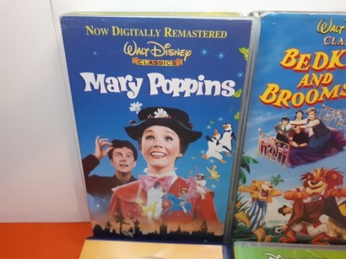 Disney Video Bundle 7x VHS Mary Poppins, A Bugs Life, Bedknobs & Broomsticks GC - Picture 2 of 20