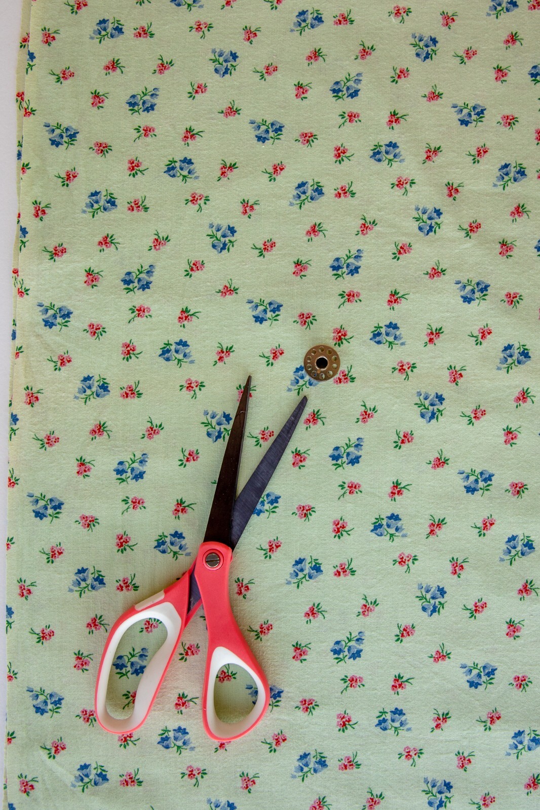 Authentic 1920s-30's Quilt/Ditsy Dress Fabric Cotton-Pale Green-Flowers 30"W-BTY