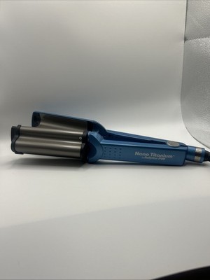 Nano Titanium by Babyliss Pro ceramic Curling Iron Deep Wave Blue