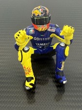 MINICHAMPS 1/12 Valentino Rossi 2005 Moto GP figurine RARE 312050146