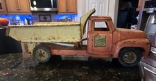Vintage Buddy L Hydraulically Operated Pressed Steel Heavy Dump Truck Pink Peach