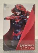 DC Collectibles DC Comics Cover Girls Batwoman Statue Open Box L.E. #4150/5200 