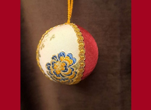 Christmas balls diam. 8 cm decorated with fabrics by San Leucio UNIQUE PIECES - Picture 17 of 19