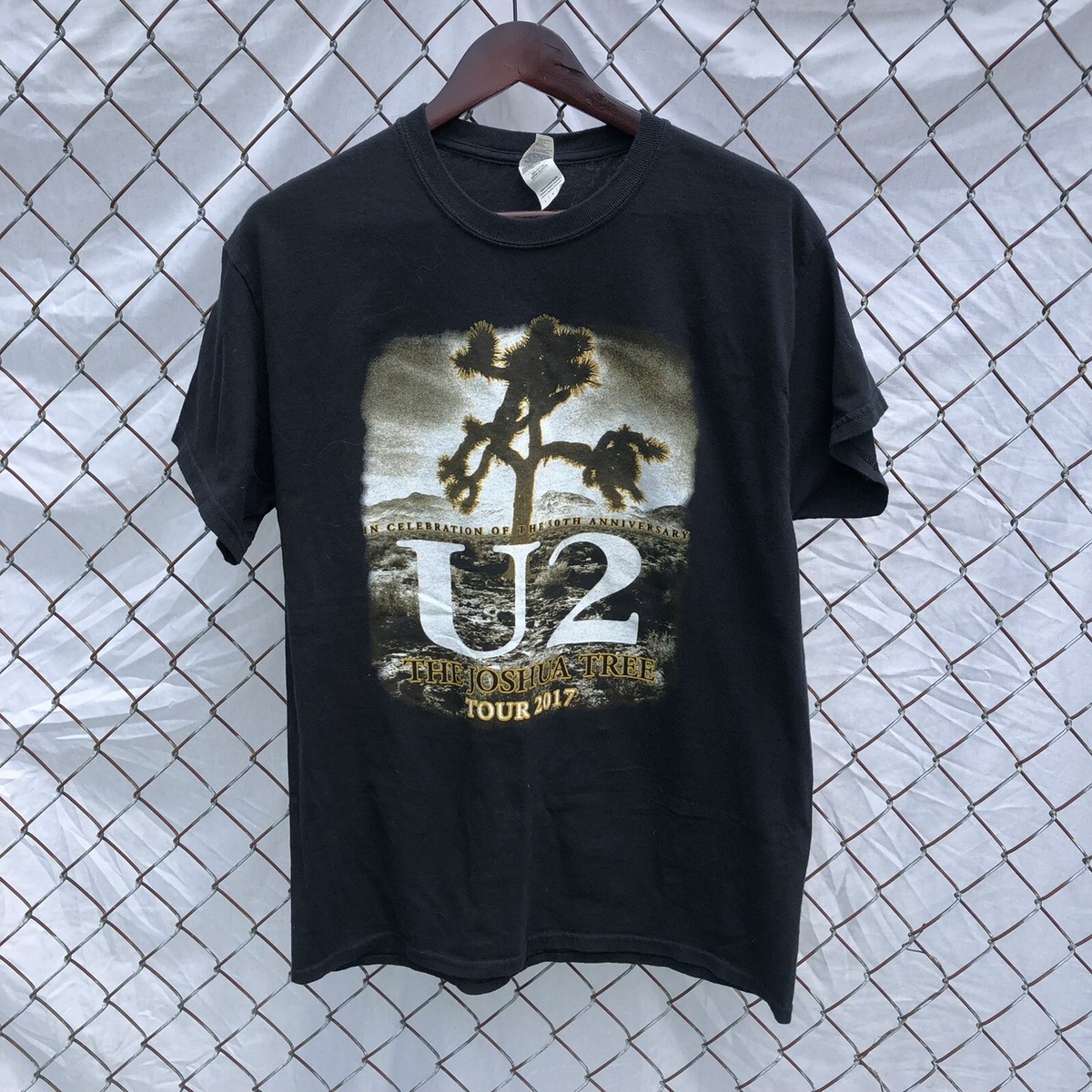 U2 THE JOSHUA TREE TOUR 2019 Tシャツ Lサイズ U2 THE JOSHUA TREE TOUR 2019 Tシャツ Lサイズ - メルカリ