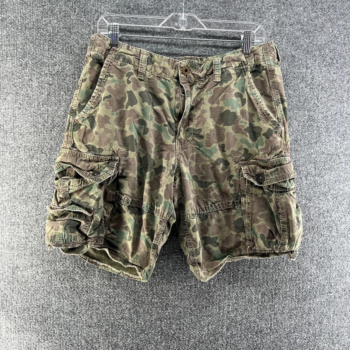 Army print shorts best sale mens