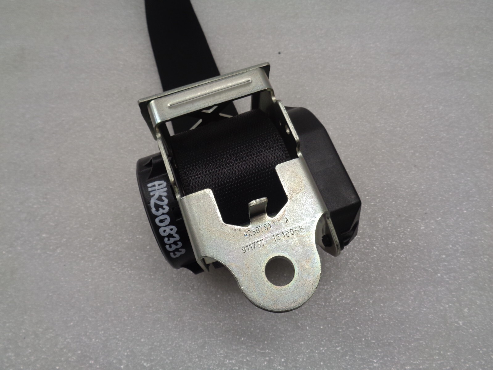 14-17 Maserati Ghibli Rear Left Side Seatbelt Seat Belt Retractor OEM AK2308333
