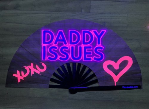 Daddy Issues UV glow bamboo clack fan by FabulousMe® for parties and circu - Picture 2 of 2