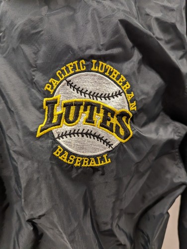 Chaqueta De Colección Emitida por Equipo Pacific Lutheran Lutes Béisbol 1/4 Cremallera Powers M NCAA - Imagen 3 de 9