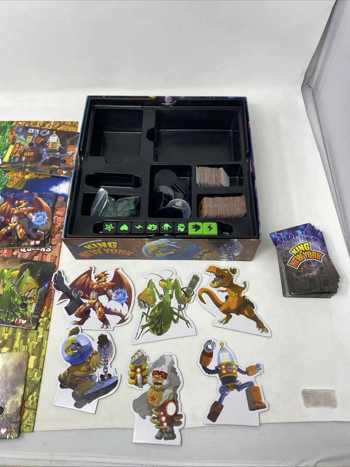 King of New York COMPLETE Iello 2014 Richard Garfield Monsters Manhattan Family - Image 3 of 4