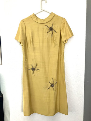 Vtg 60s Mod Shift dress Golden yellow  Sz 14 Retro Go Go Mod Henry Lee beaded