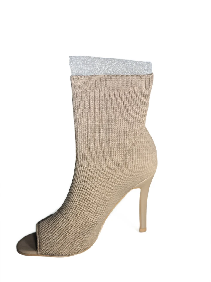 Botín para mujer French Connection Meghan Peep Toe US 7 Foto 2 de 3